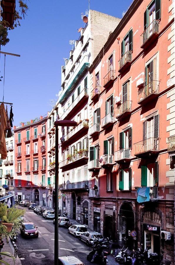 Balconcino Sul Museo Apartment Naples Luaran gambar